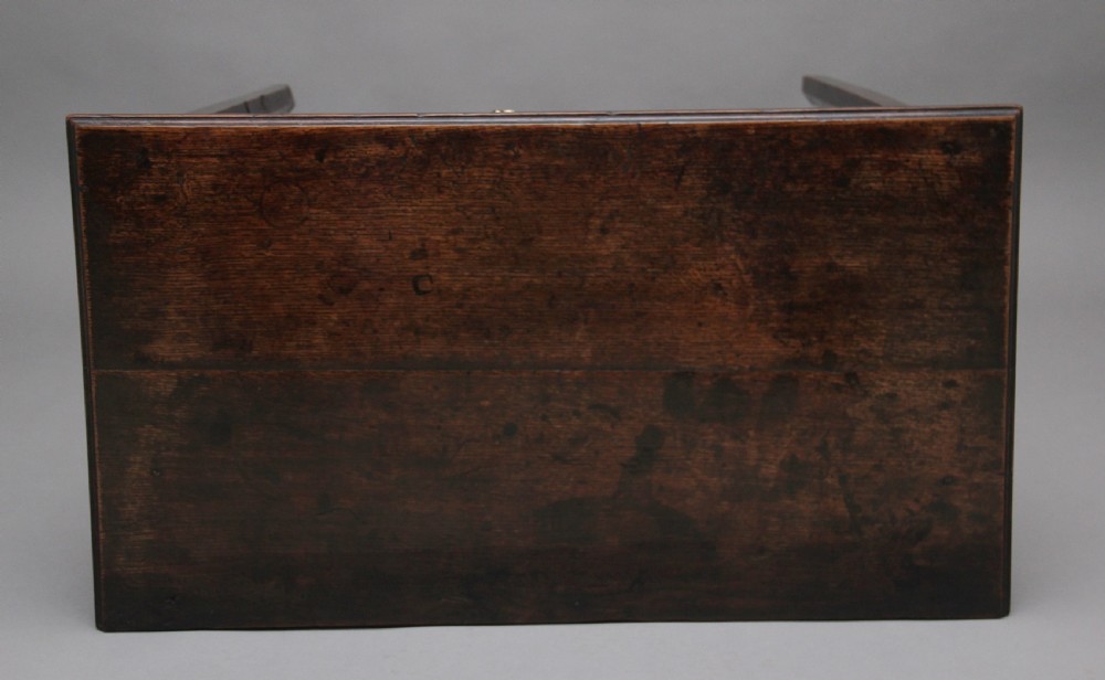 Early 19th Century oak side table View VII