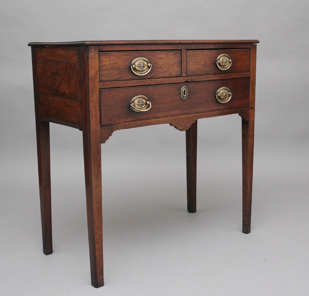 Early 19th Century oak side table View II