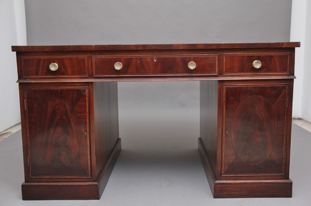 Early 20th Century mahogany partners desk View XI