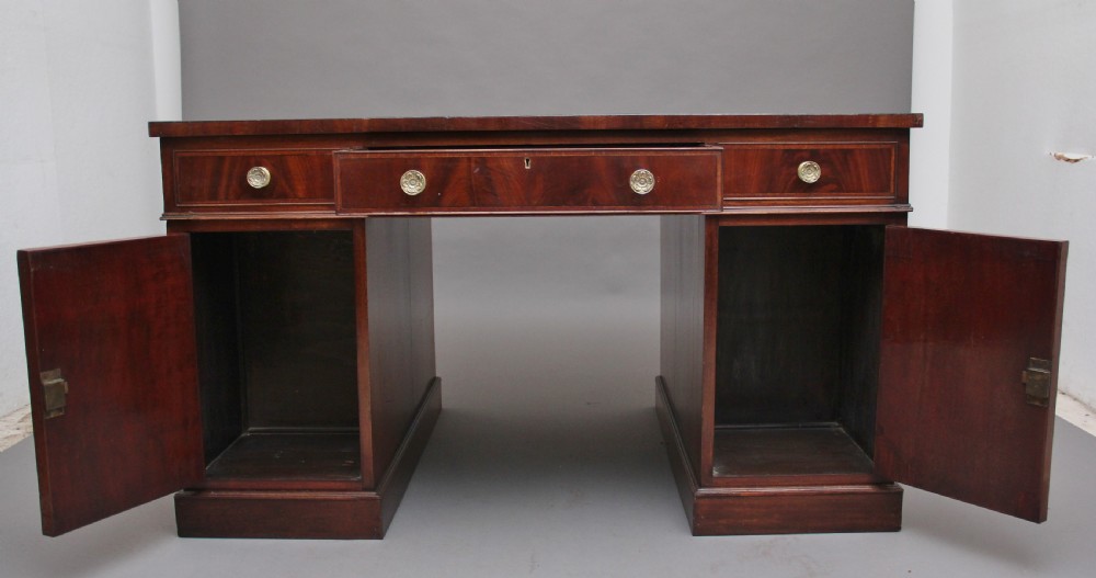 Early 20th Century mahogany partners desk View XII