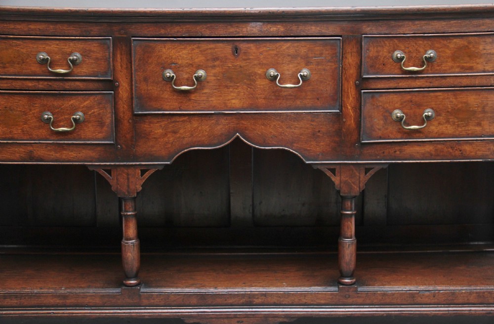 18th Century oak dresser View VII