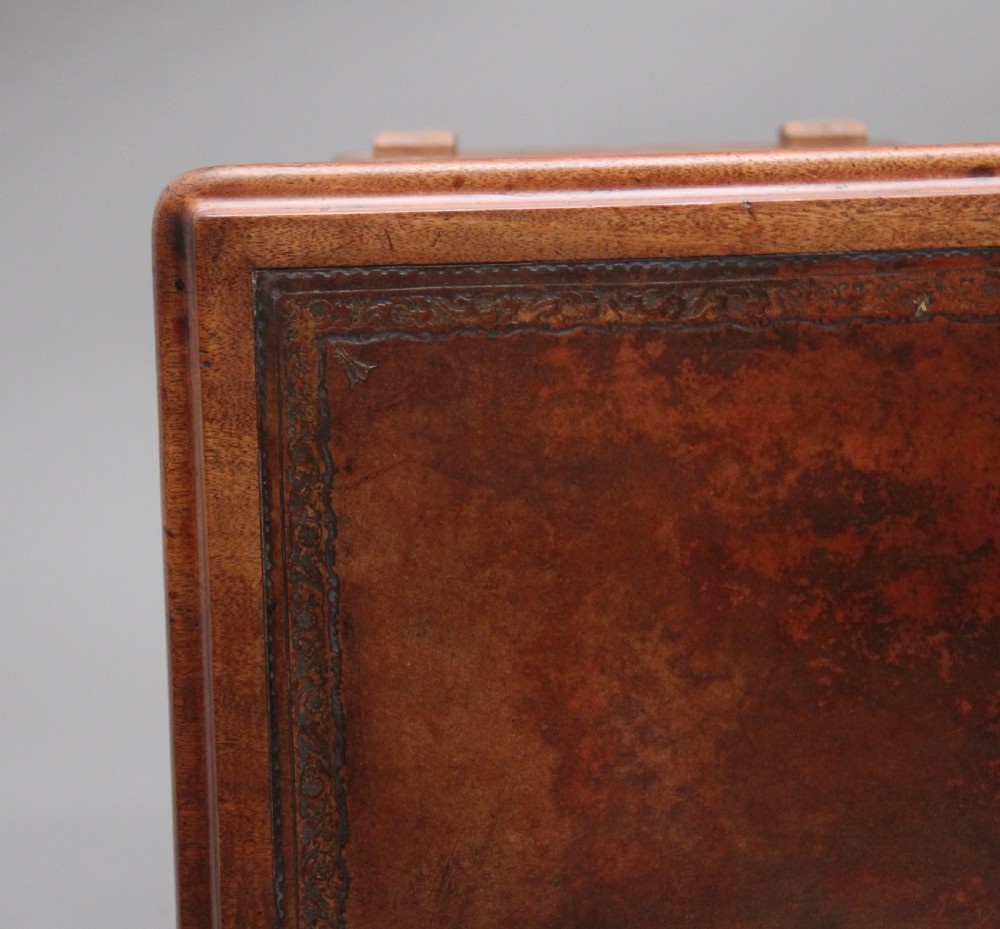 Early 19th Century mahogany pedestal desk View V
