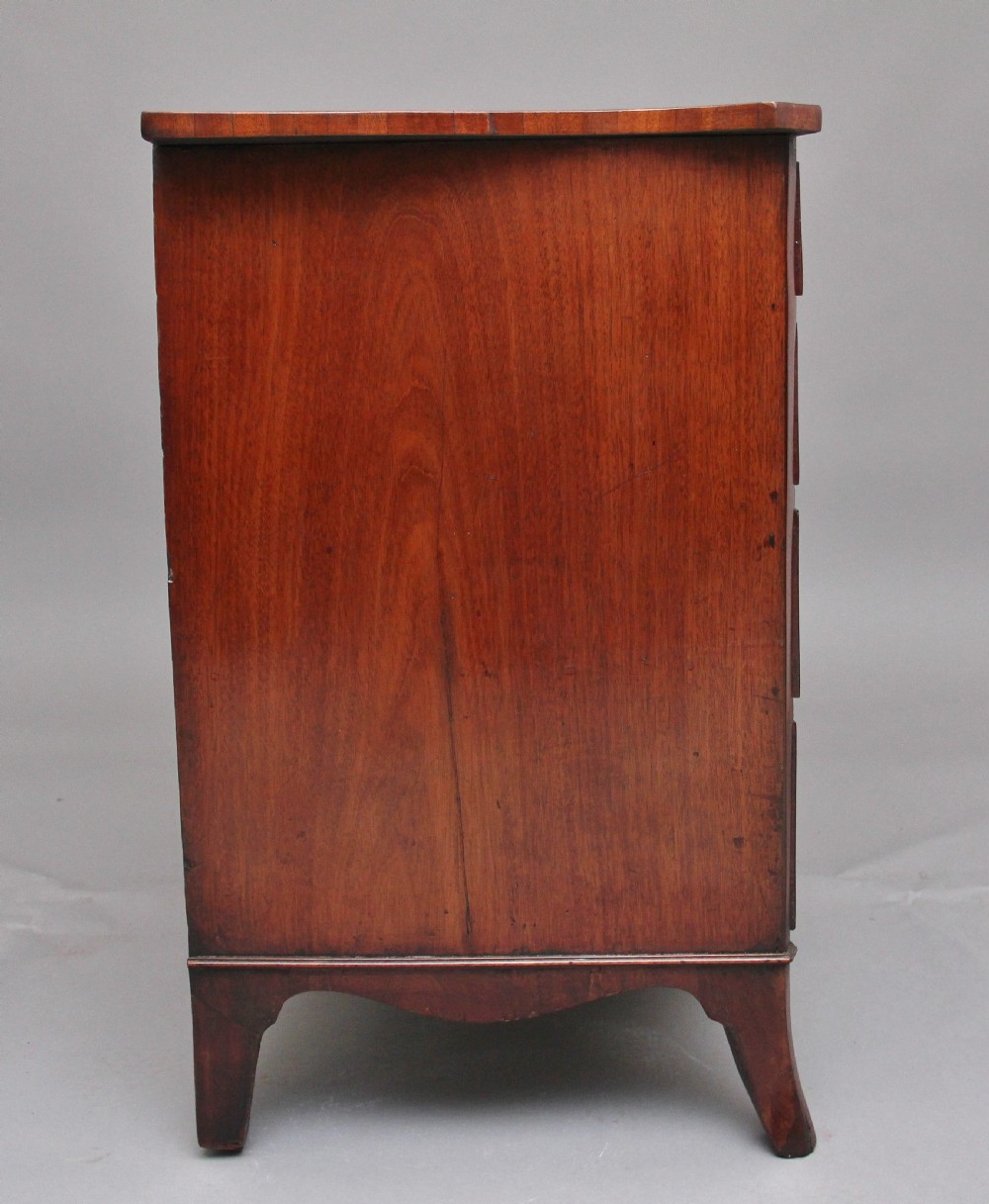 18th Century mahogany serpentine chest View IV