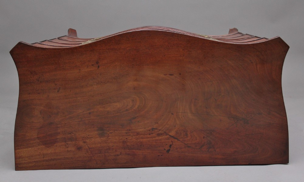 18th Century mahogany serpentine chest View VII