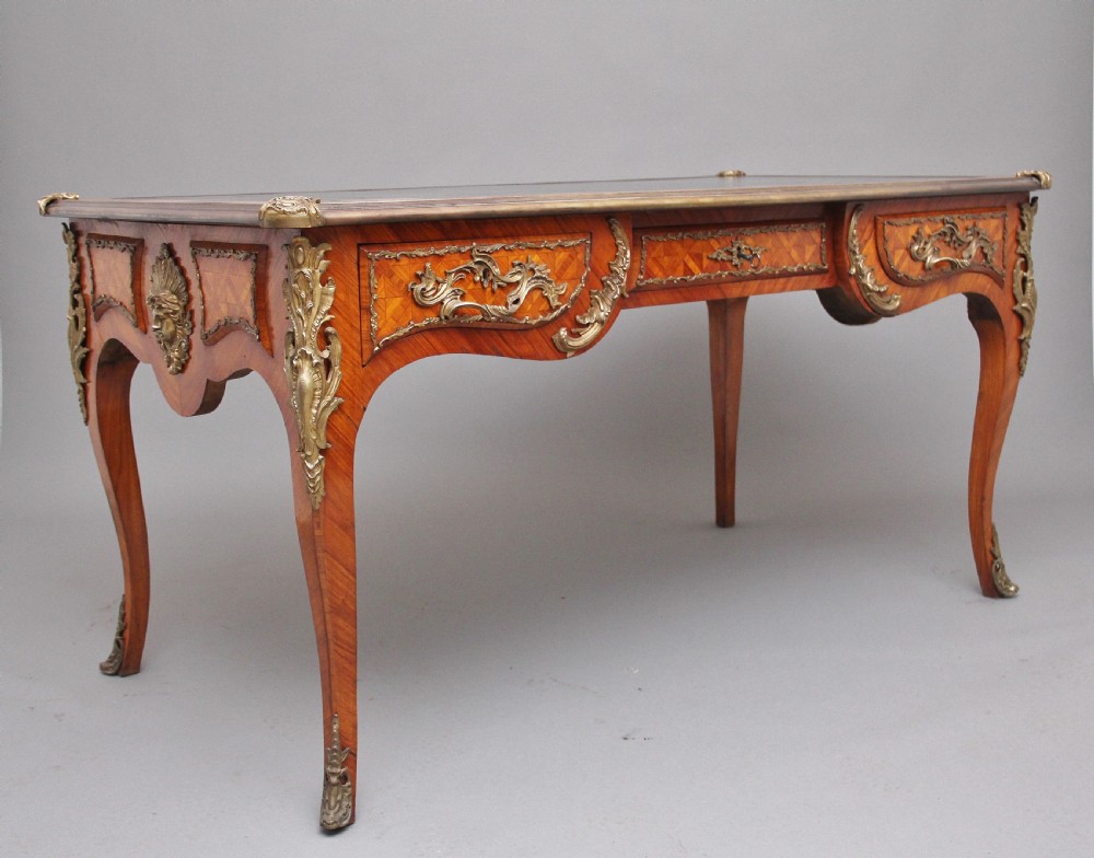 Early 20th Century French Kingwood bureau plat