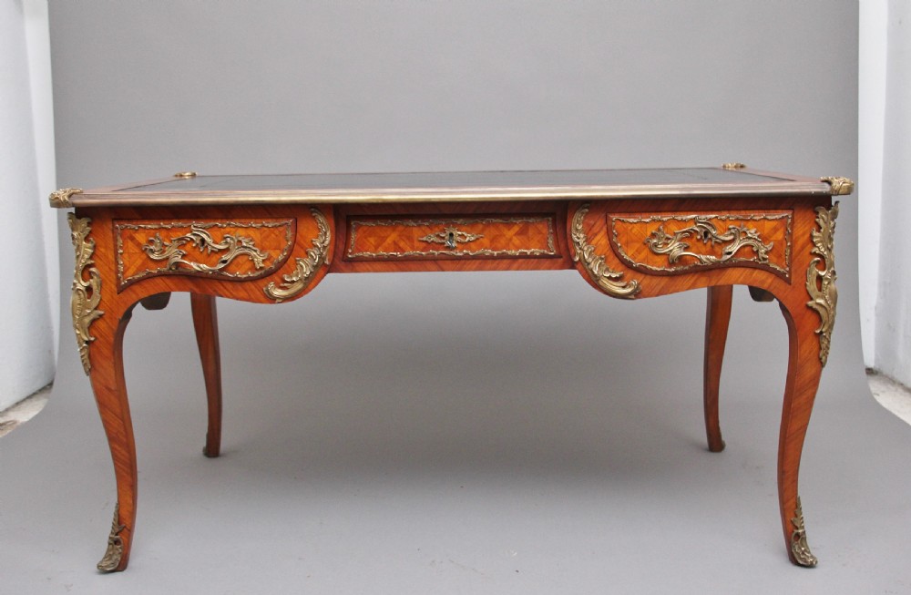 Early 20th Century French Kingwood bureau plat View III