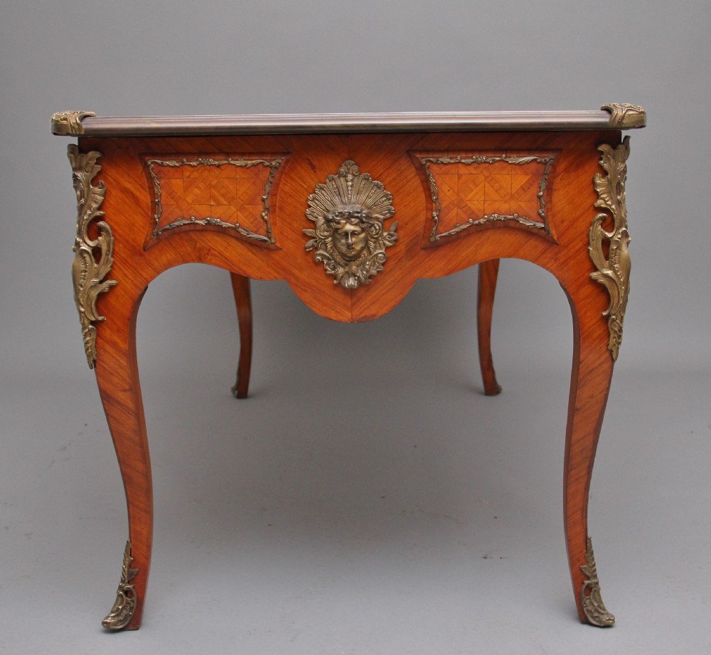 Early 20th Century French Kingwood bureau plat View IX