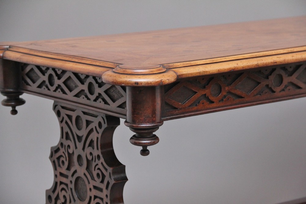 Superb quality 19th Century walnut library table View IX