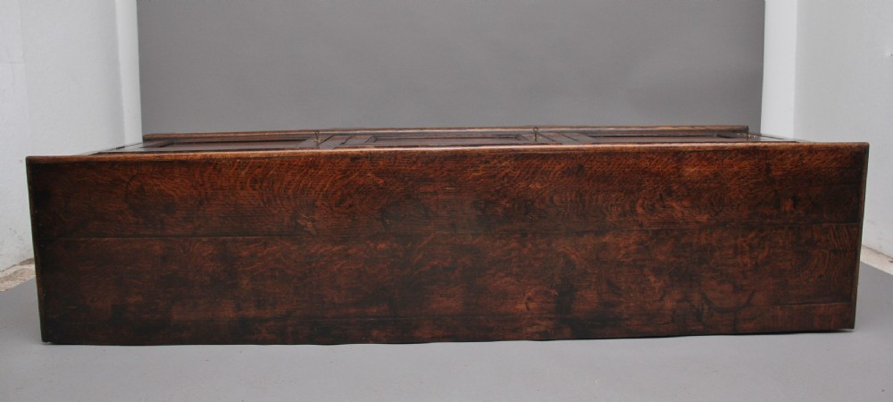 18th Century oak dresser base View VII