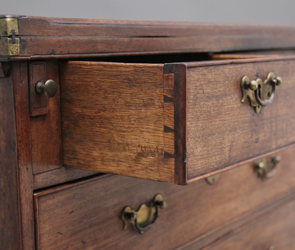 Early 18th Century mahogany bachelor's chest View XI