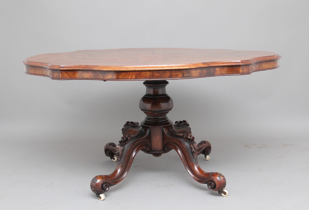 19th Century Victorian walnut breakfast table View XIII