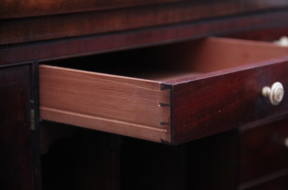 Early 19th Century flame mahogany secretaire bookcase View XVI