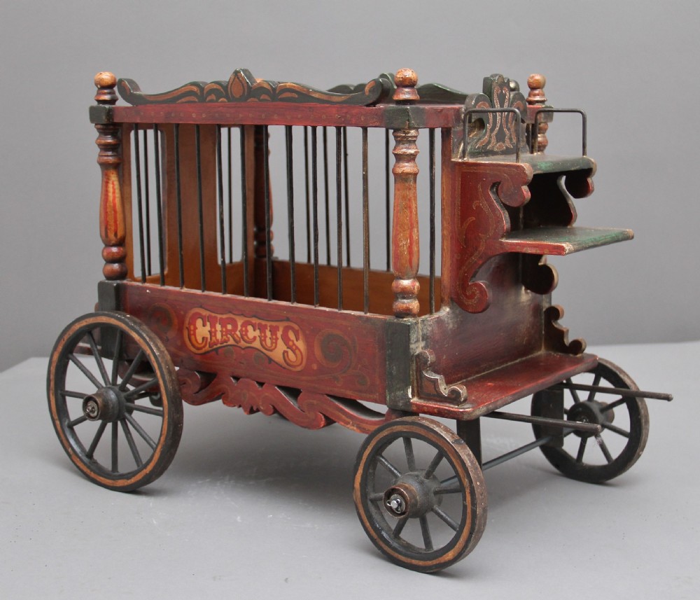 Early 20th Century model of a circus wagon