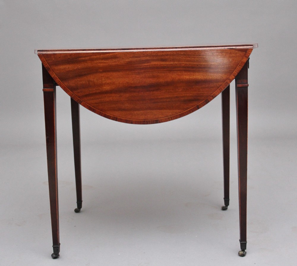 18th Century mahogany Pembroke table View V