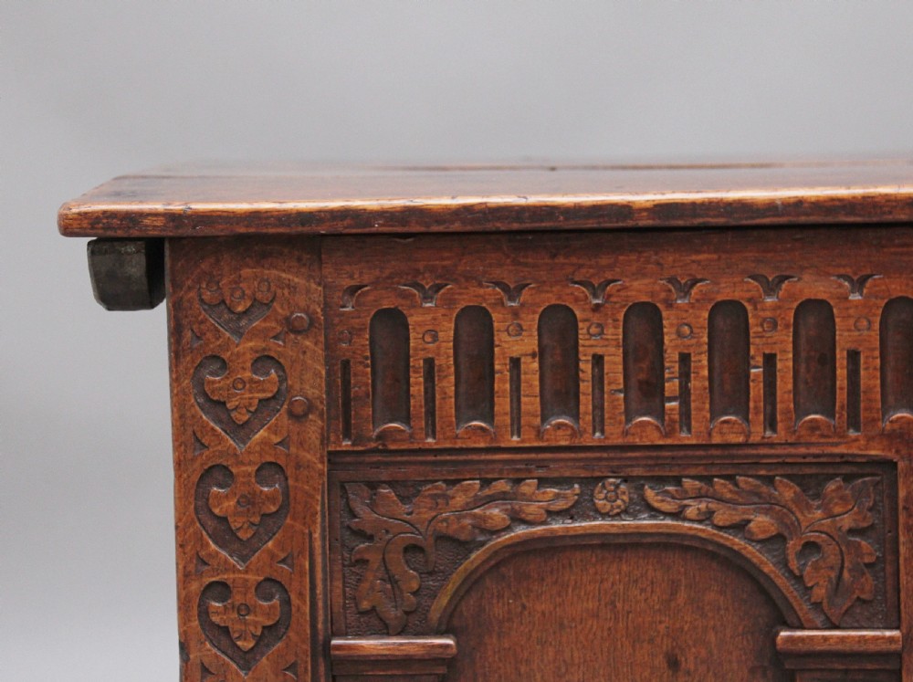 Early 18th Century oak coffer View VIII