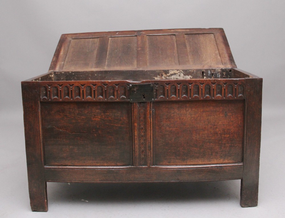 17th Century oak coffer View II