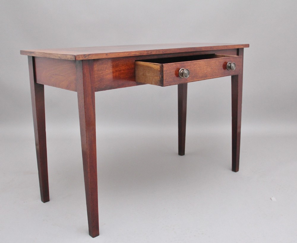 Early 19th Century mahogany side table View IV