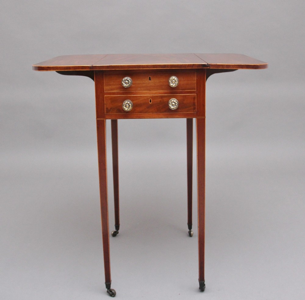 Early 19th Century mahogany Pembroke table View VII