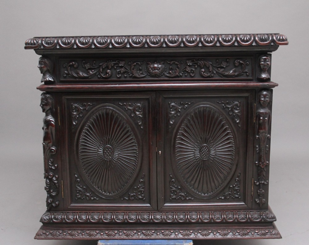 19th Century Chinese hongmu pedestal desk View VIII