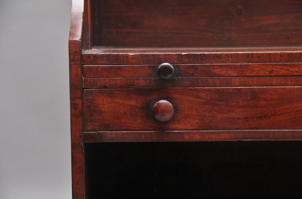 Early 19th Century mahogany bookcase View VIII