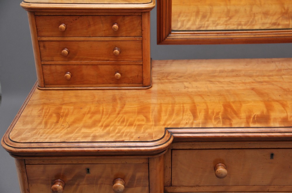 19th Century satin birch dressing table View XI