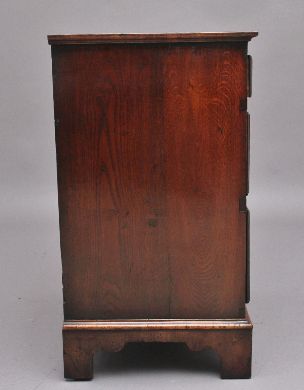 18th Century and later veneered chest of drawers View IV