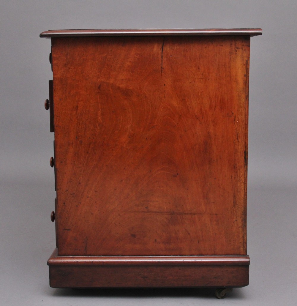 19th Century mahogany desk View IX