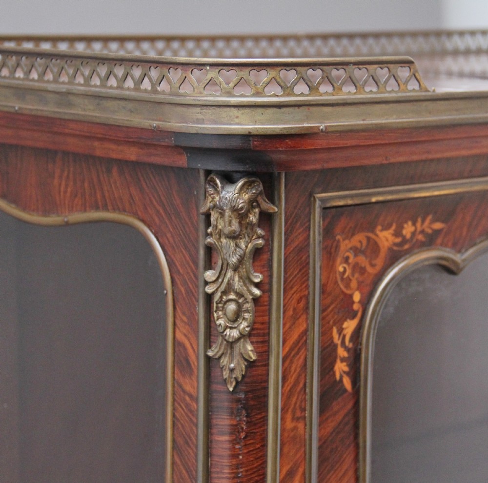 19th Century French Kingwood display cabinet View XII