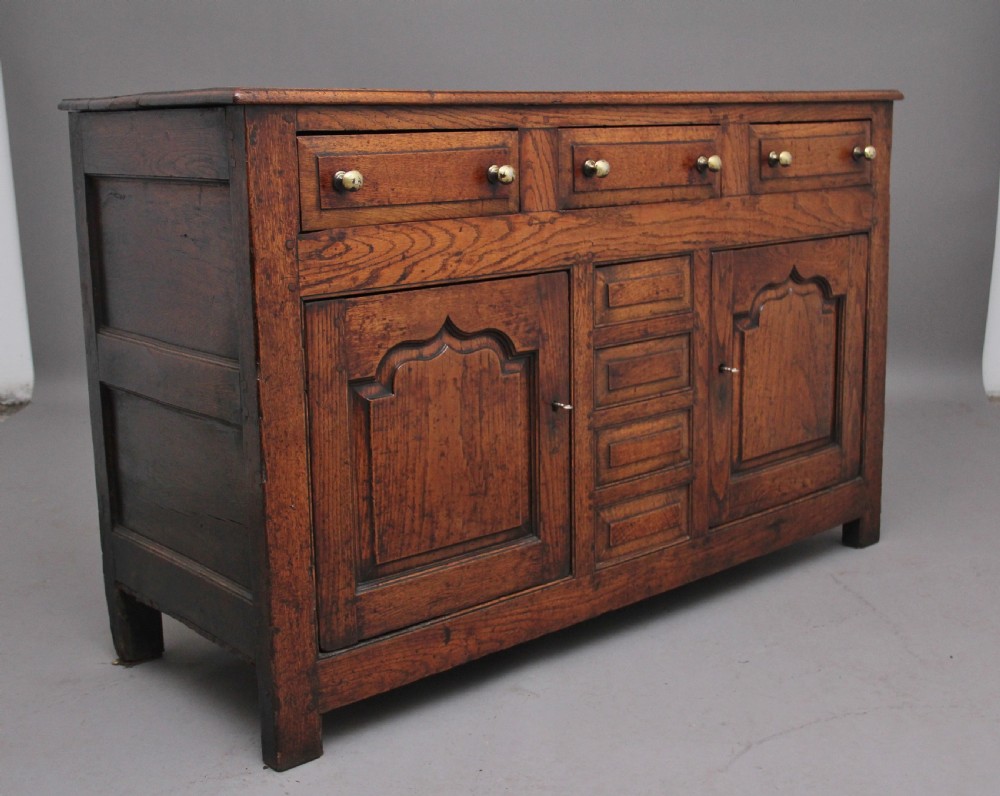 18th Century oak dresser base View IV