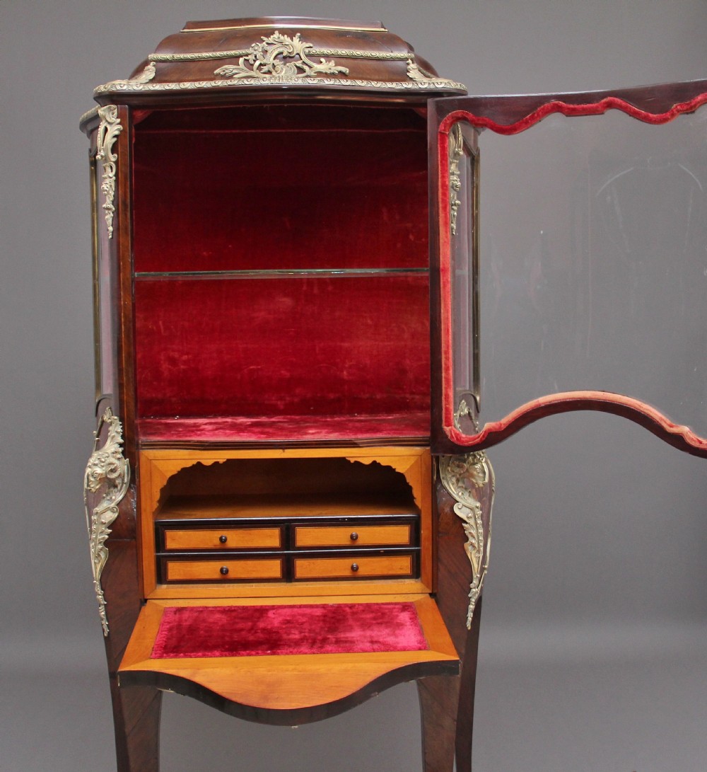 19th Century Kingwood and marquetry secretaire vitrine  View VII
