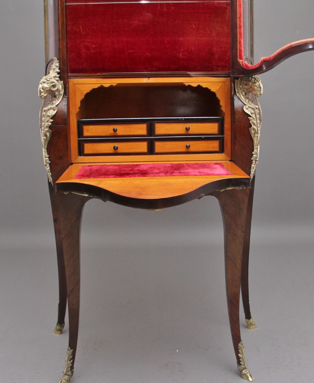 19th Century Kingwood and marquetry secretaire vitrine  View VIII