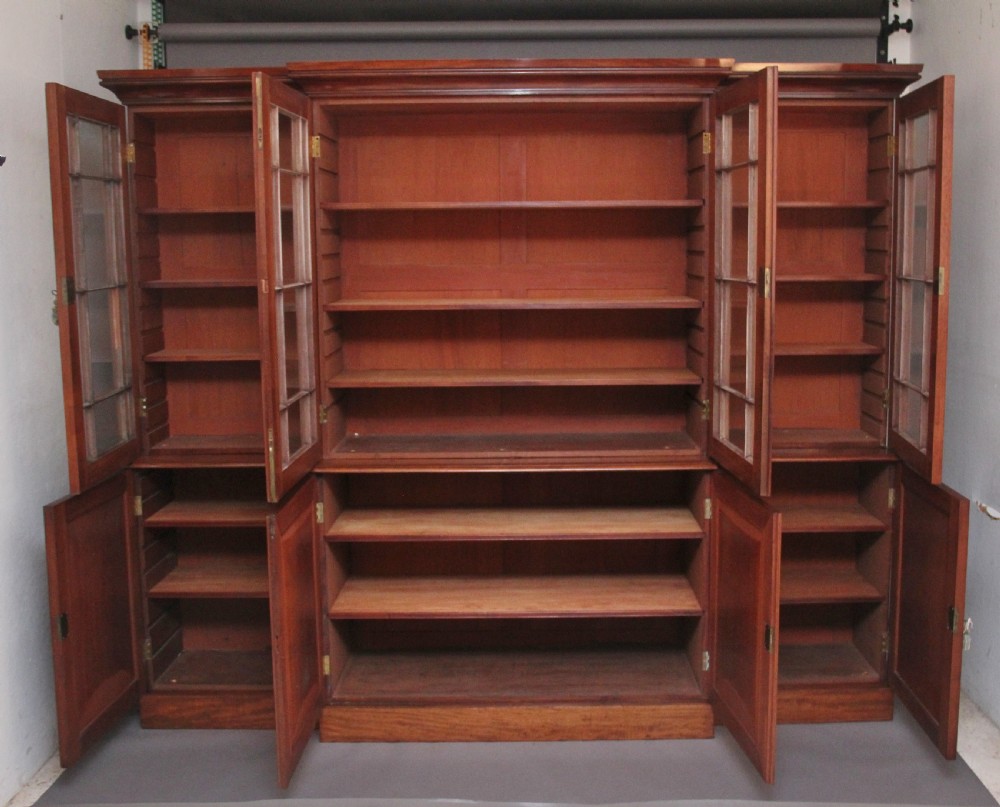 Superb quality 19th Century mahogany breakfront bookcase View III