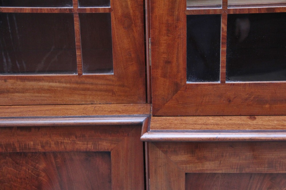 Superb quality 19th Century mahogany breakfront bookcase View VIII