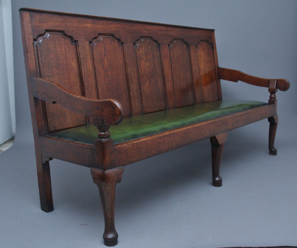 18th Century oak settle View II