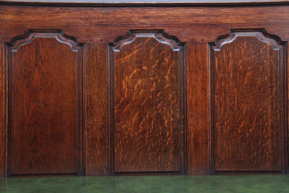18th Century oak settle View IX