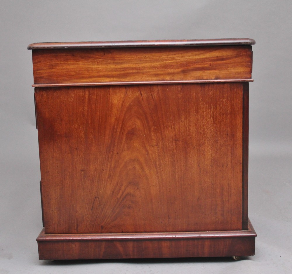 Early 19th Century mahogany pedestal desk View VII