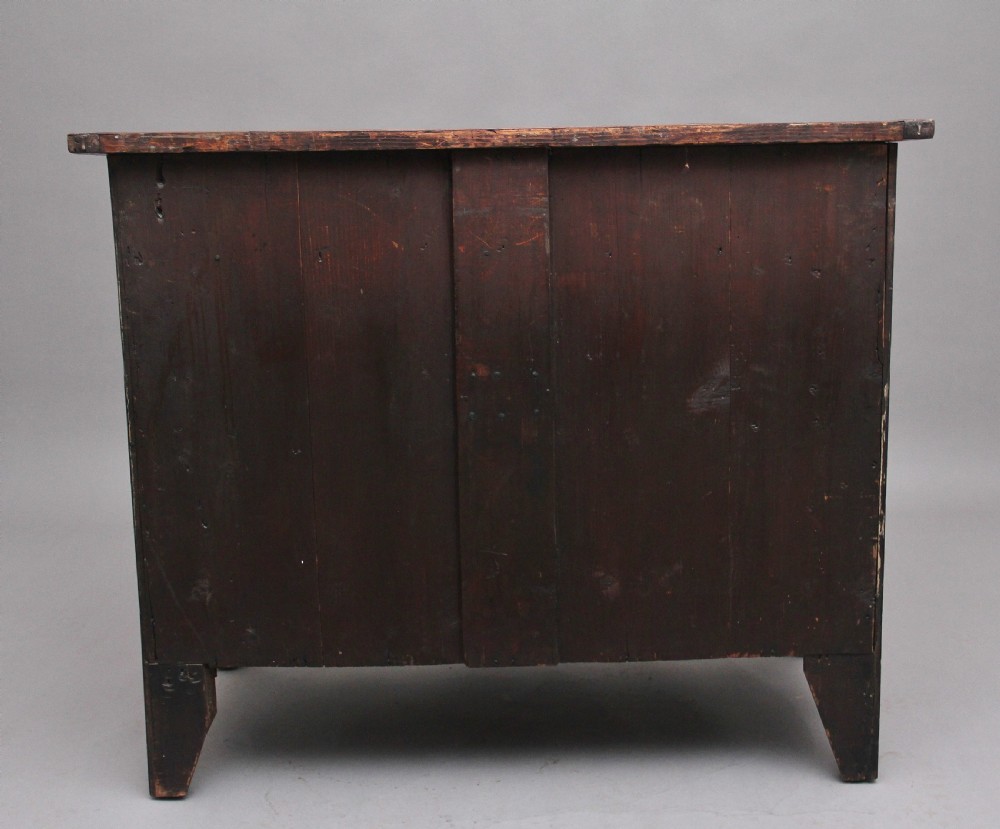 18th Century mahogany serpentine chest of drawers View V