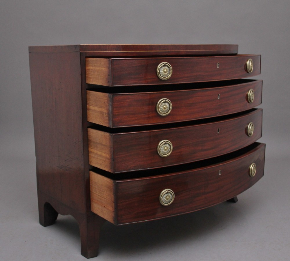 Early 19th Century Georgian chest of drawers View III