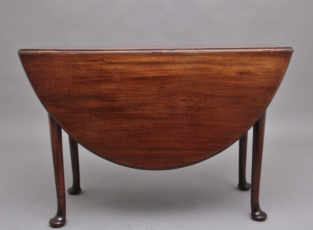 18th Century Georgian drop leaf table View II