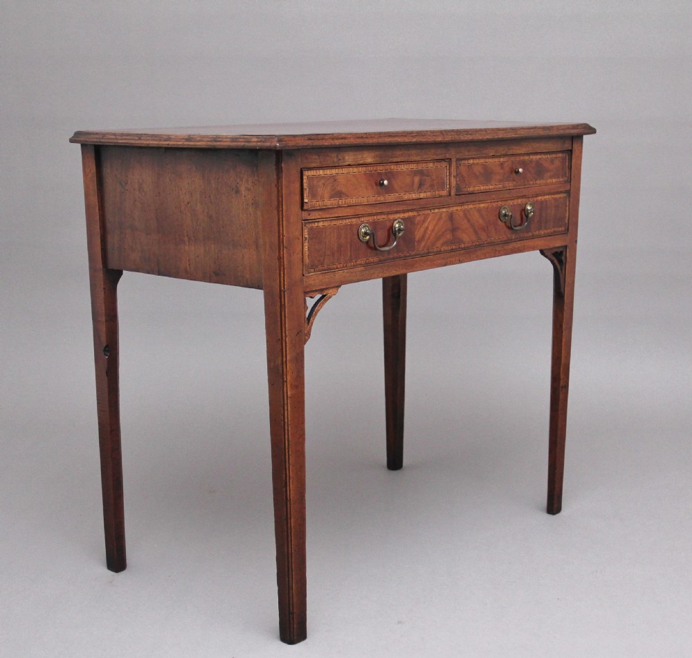 Early 18th Century mahogany side table View IV
