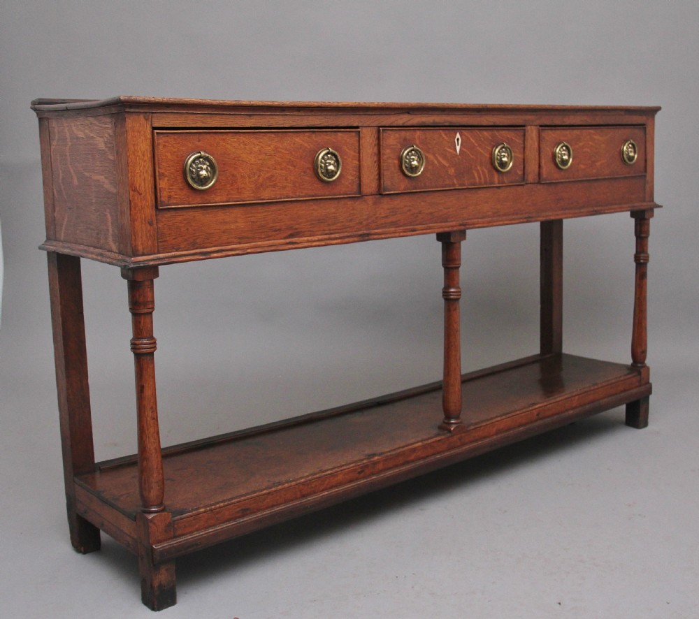 Early 19th Century oak potboard dresser  View IV