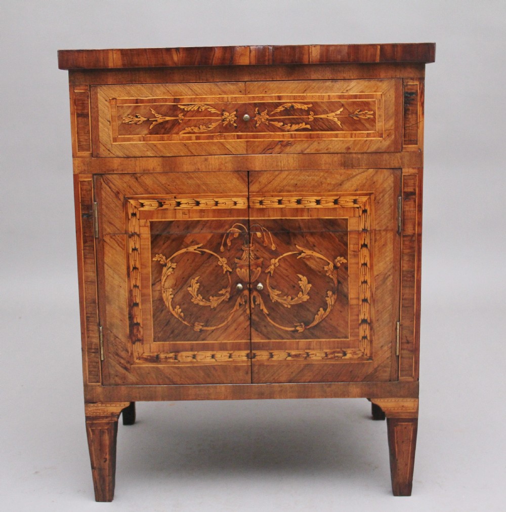 18th Century Italian Kingwood cabinet