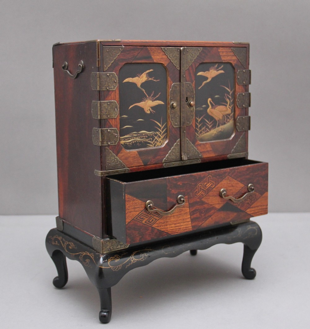 19th Century Japanese parquetry and brass mounted table top cabinet View VI