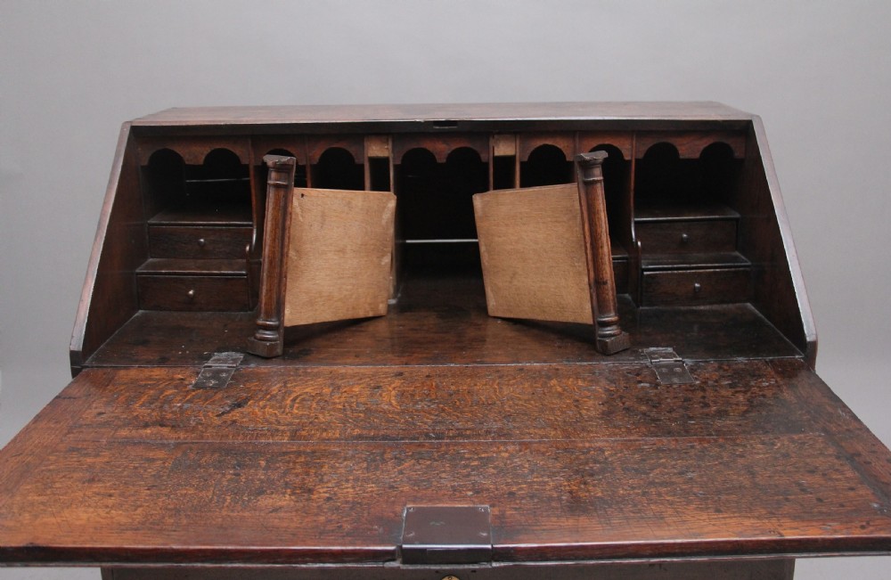 Early 18th Century oak bureau View VI
