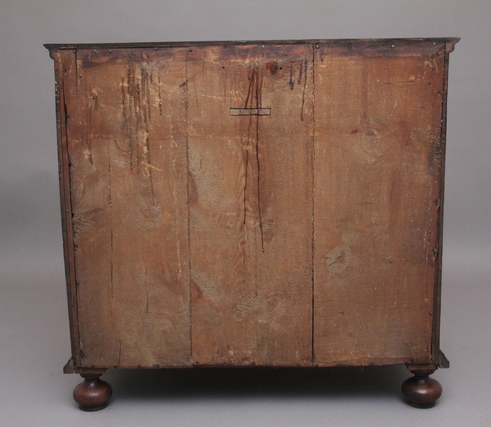18th Century walnut chest of drawers View VI