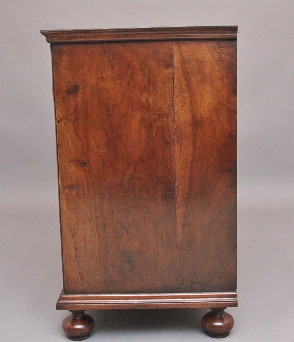 18th Century walnut chest of drawers View VII