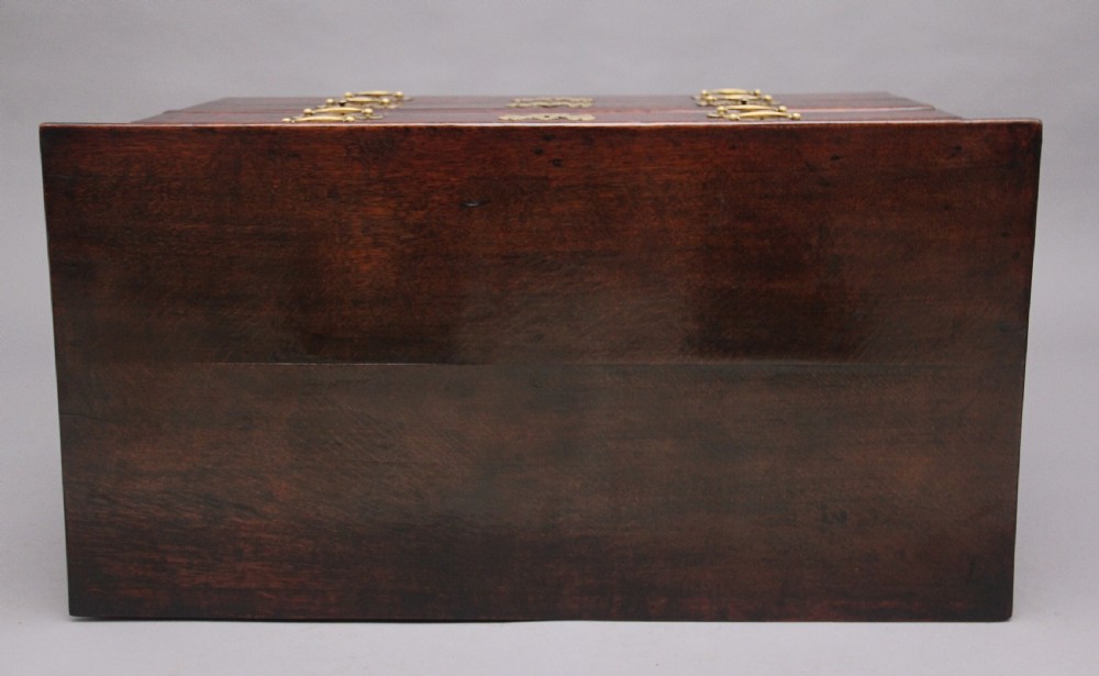 18TH CENTURY OAK CHEST ON STAND View IV