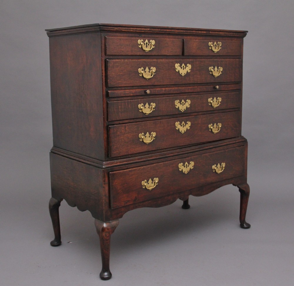 18TH CENTURY OAK CHEST ON STAND View V