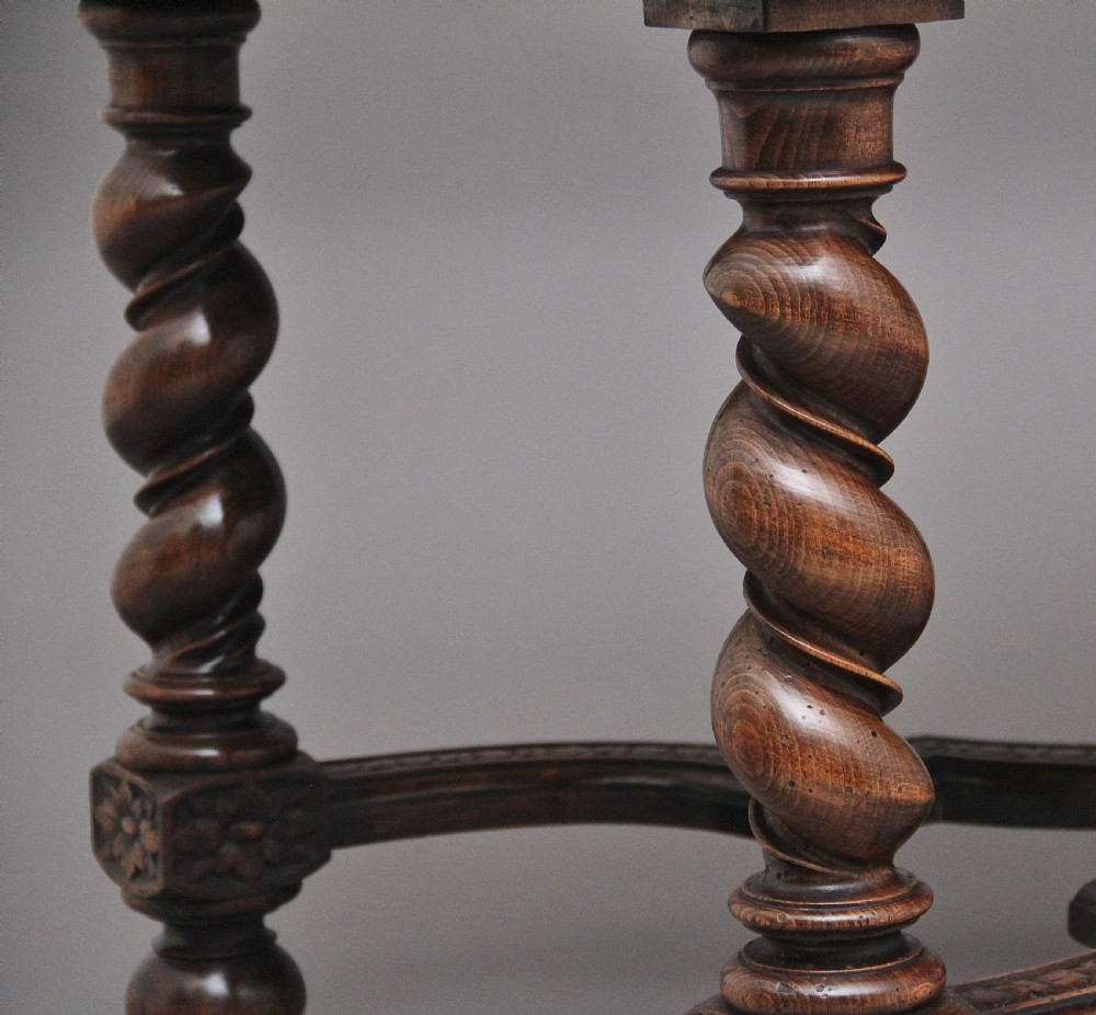 19th Century antique Italian walnut writing table View XVII