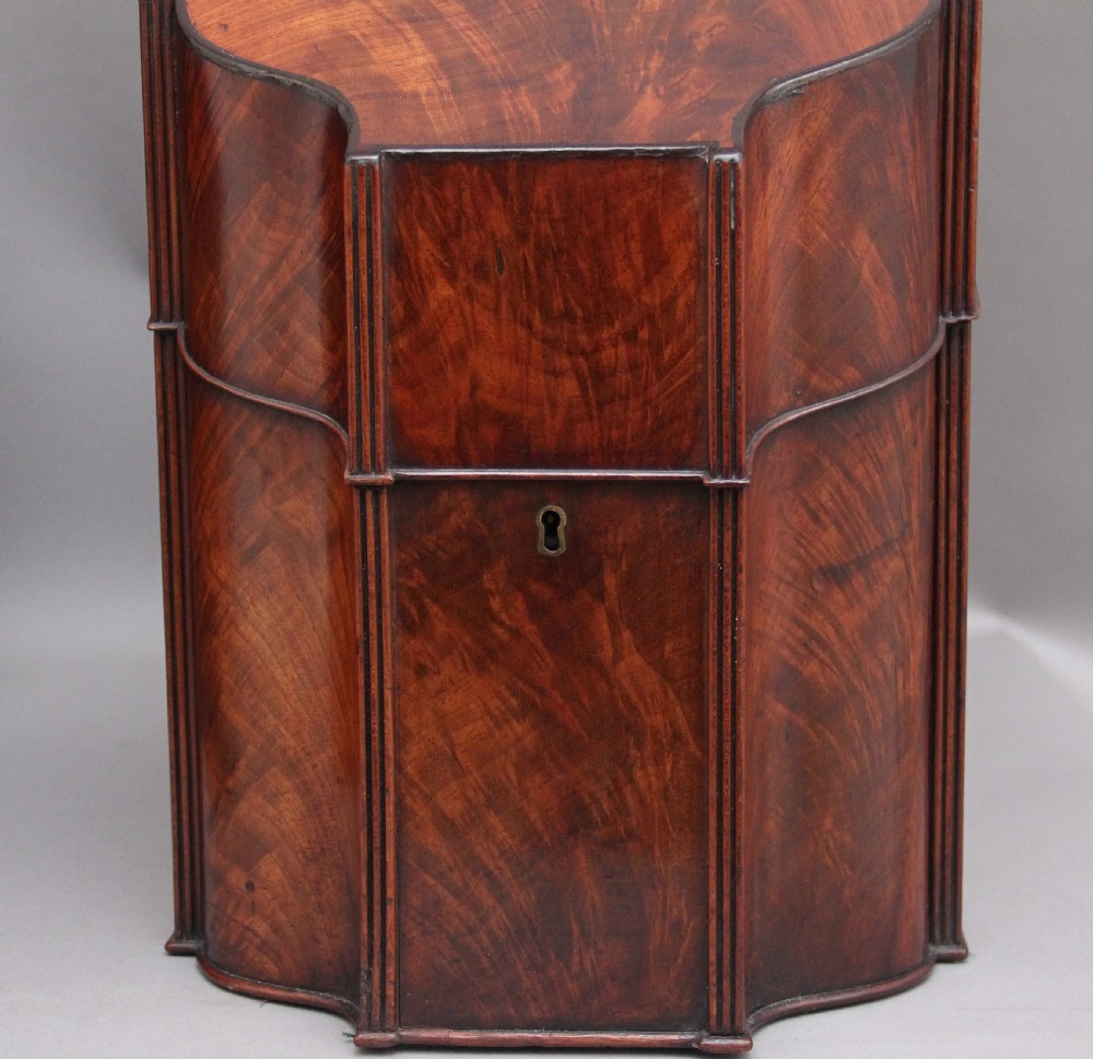 A pair of 18th Century antique mahogany knife boxes View XIII